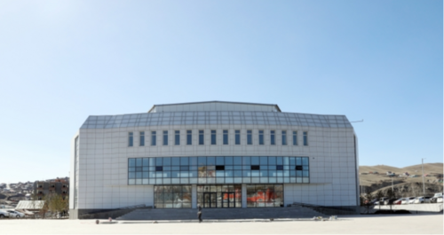 Хүүхэд залуучуудын театр “Хайрыг хайрла” жүжгээр дахин хөшгөө нээнэ